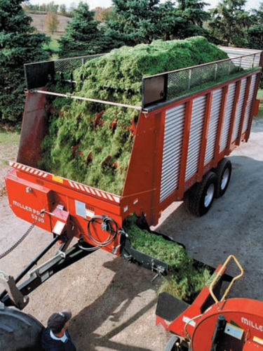 Benne - 5300 Series - Art's Way - automotrice / à 2 essieux / d'ensilage