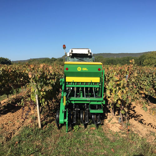 Semoir en ligne mécanique - SNLVD series - GIL - à disque / monté sur tracteur / avec attelage trois points
