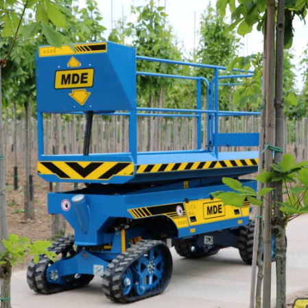 Chariot de récolte pour élagage - 325B - MDE Machinebouw bv - automoteur / à hauteur réglable / à chenilles