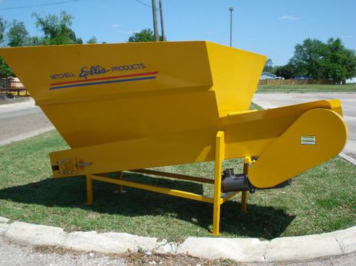 Mélangeur de substrat stationnaire - 4, 9 Yard - Ellis Products Inc Mitchell - automatique / avec distribution