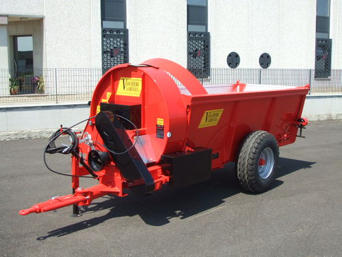 Épandeur de fumier traîné - L/35 - VASCHIERI LORENZO Srl - à hérissons verticaux / à 1 essieu