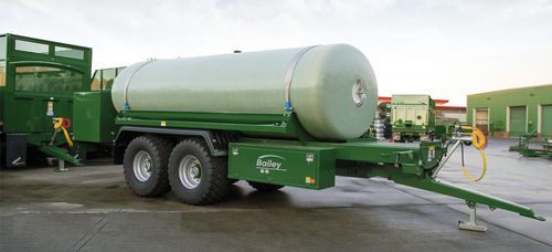 Tonne à eau tandem - Bailey Trailers - traînée