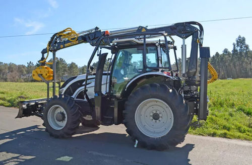Grue forestière montée sur tracteur - 74AT - Industrias Guerra S.A. - à flèche articulée