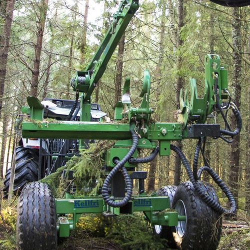 Ébrancheuse monopièce - 21-STM400 - Kellfri AB - pour arbres feuillus / pour arbres résineux / montée sur tracteur