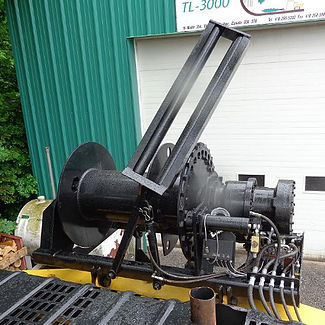 Treuil forestier hydraulique - Teleforest - monté sur tracteur