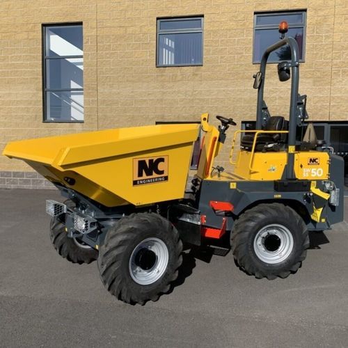 Mini-dumper à benne élévatrice - SW5550 - NC Engineering Ltd. - sur pneus / autoporté