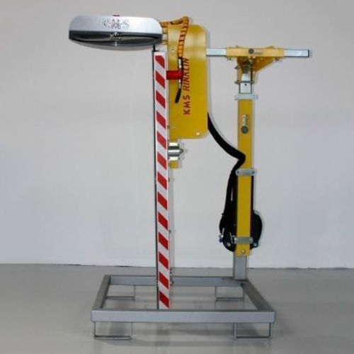 Rogneuse de vigne de vigne - L - KMS Rinklin GmbH - portée / hydraulique / verticale
