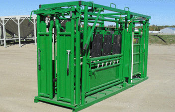 Cage de traitement pour bovins - Realtuff - mobile / avec allée réglable