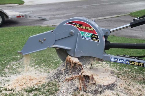 Dessoucheuse montée sur tracteur - 3P24 - baumalight