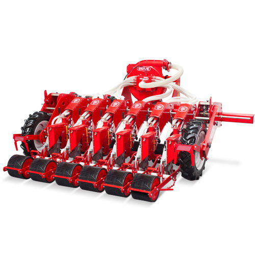 Semoir en ligne pneumatique - BERAT - sakalak - 12 rangs / monté sur tracteur / avec contrôle de la profondeur