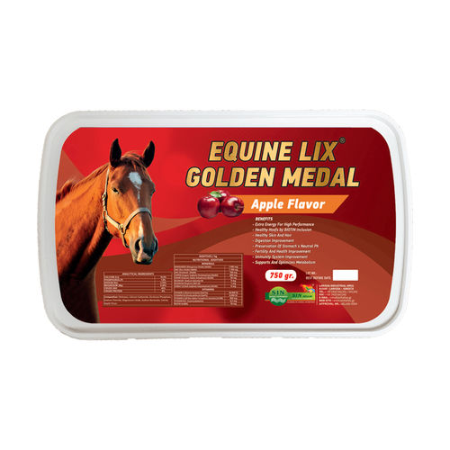 Seau à lécher de mélasse - Equine Lix Golden Medal - S.I.N. HELLAS - pour chevaux / aux oligo-éléments / aux vitamines