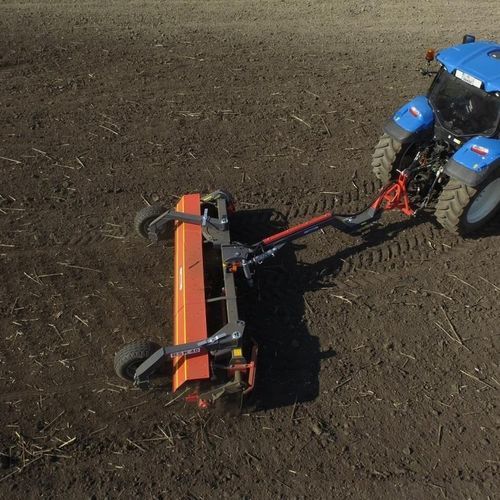 Ramasseuse de pierres pour tracteur - Series RSK - Madaraagro - automotrice