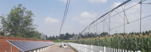 Pivot d'irrigation central - Oneaqua China  - solaire