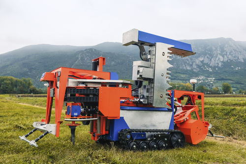 Robot agricole multiusage - Agilehelper - SLOPEHELPER - de tonte / de litière / de nettoyage