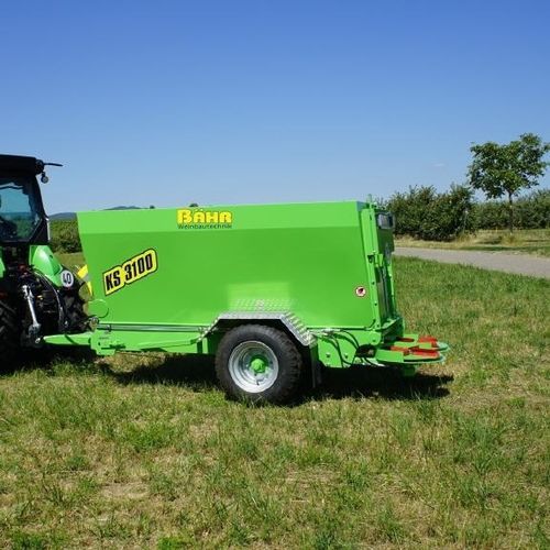 Distributeur d'engrais traîné - KS3100 - BÄHR Weinbautechnik GmbH - solide / double disque / pour vigne