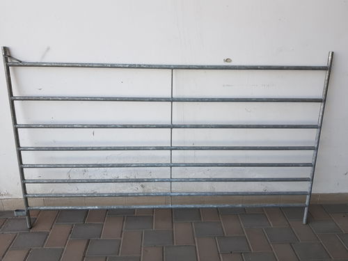 Barrière pour moutons - FENG171000 - AHI - FARM CAMARA - d'élevage / en métal / tubulaire