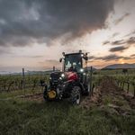 tracteur &eacute;troit