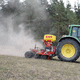 semoir en ligne mécanique / monté sur tracteur / avec attelage trois points