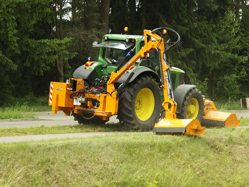 Mounted reach mower KWT series SAMASZ Sp. z o.o. flail