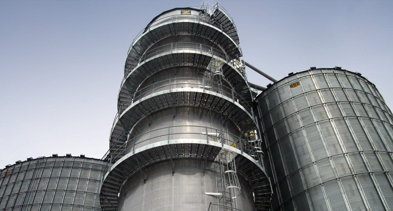 Grain dryer Zimmerman GSI Group tower