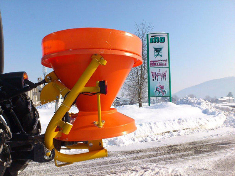 Mounted salt spreader / 3-point hitch - WINTER series - INO Brezice d.o