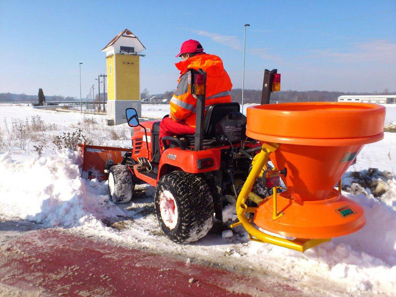 Mounted salt spreader / 3-point hitch - WINTER series - INO Brezice d.o