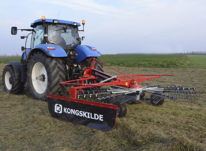 Rotary rake - R+ series - KONGSKILDE Industries A/S - center delivery ...