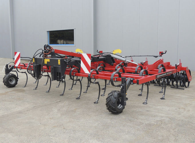 Mounted field cultivator VIBRO TILL 100 KONGSKILDE Industries A/S