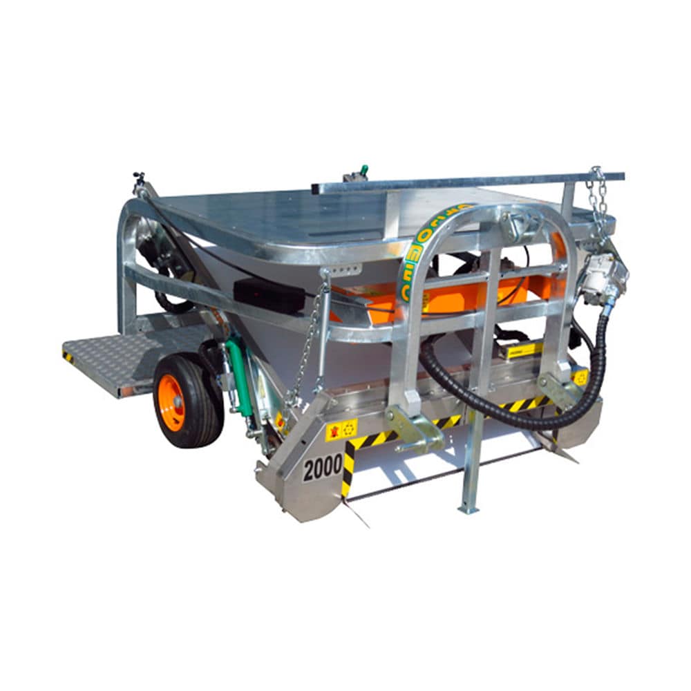 Baby leaf harvester 2000 ORTOMEC srl lettuce / tractormounted