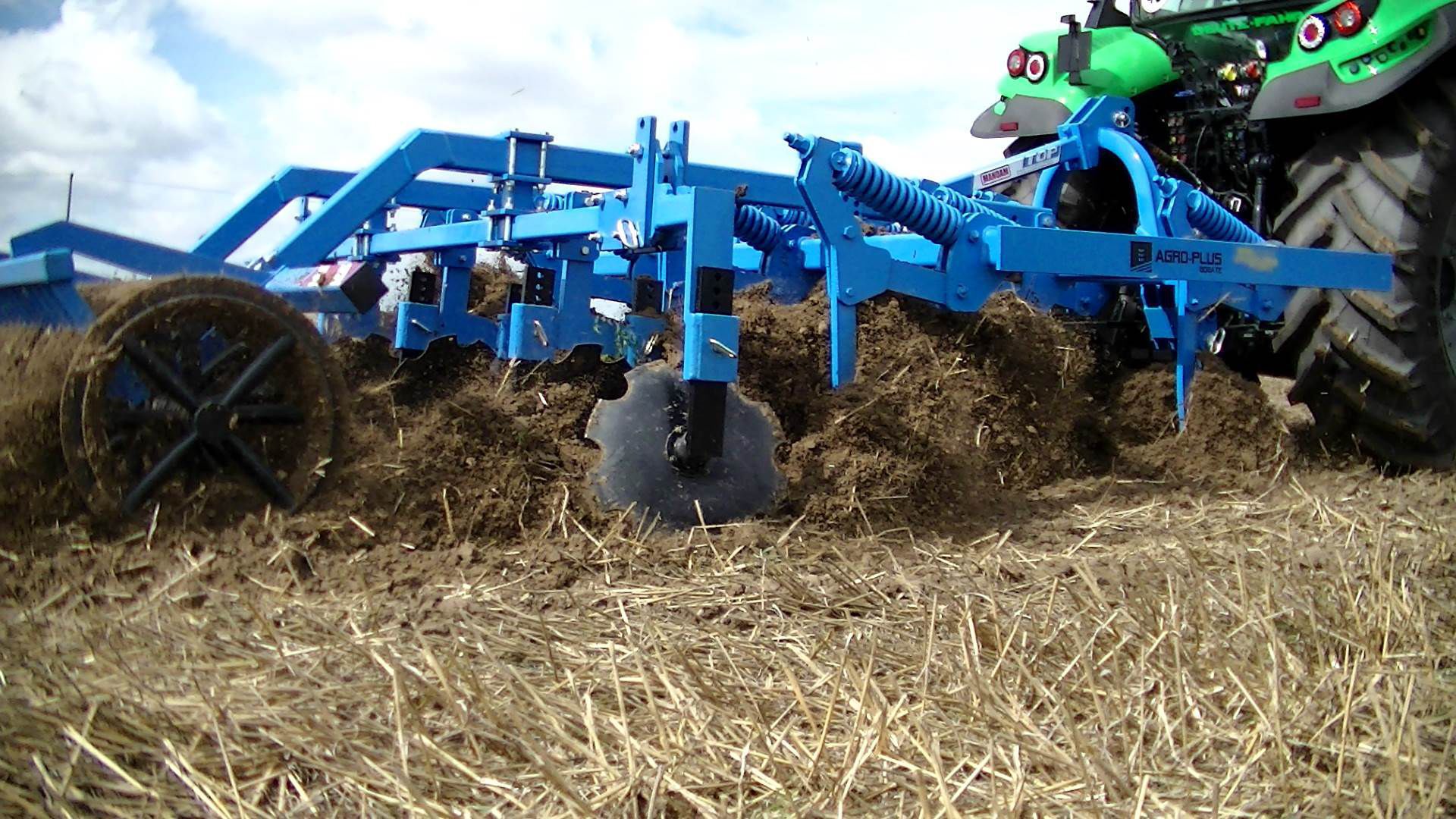 Trailed field cultivator TOP series P.P.H. MANDAM Sp. z o.o. 3