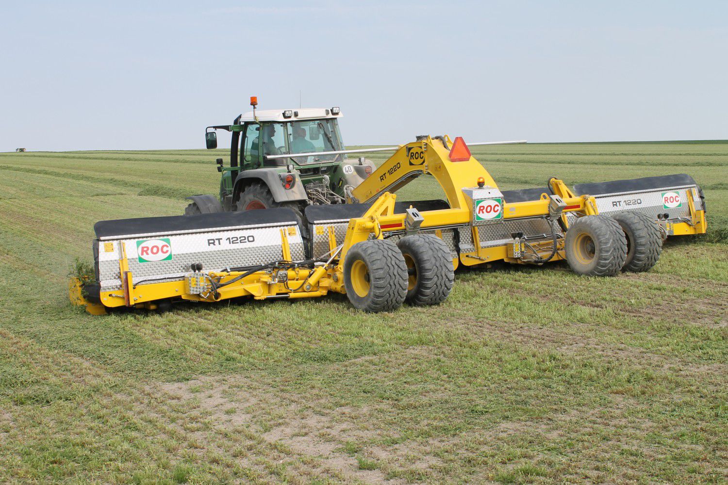 Belt rake RT 1220 ROC srl side delivery