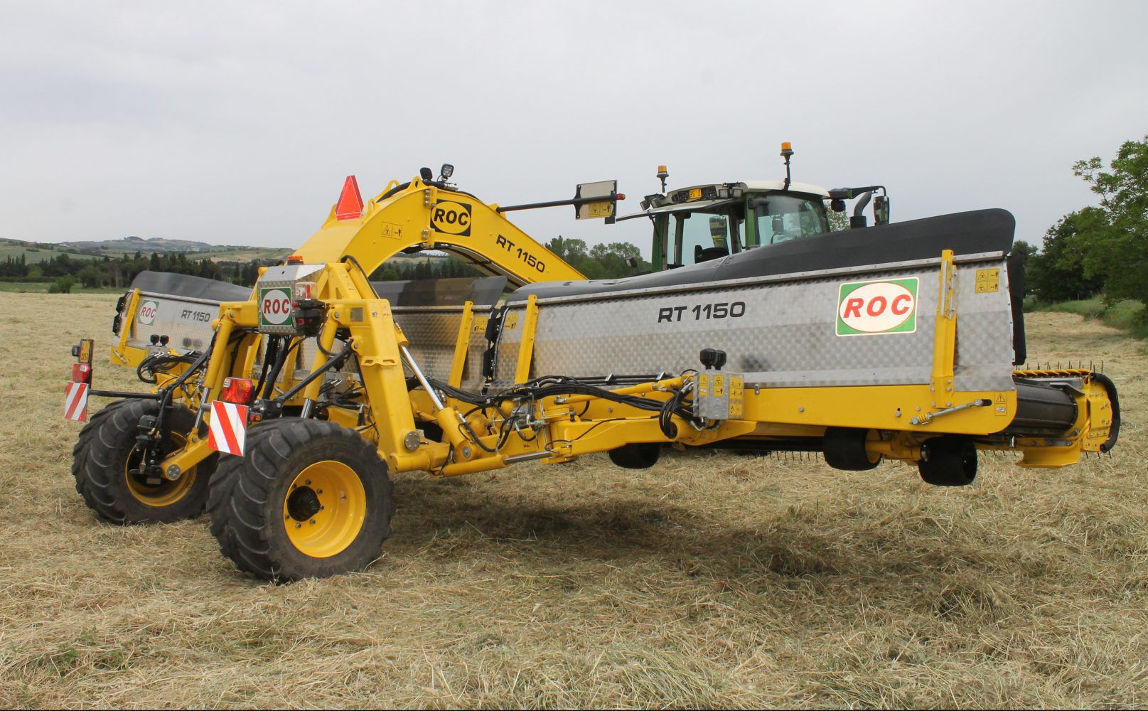 Belt rake RT 1150 ROC srl side delivery