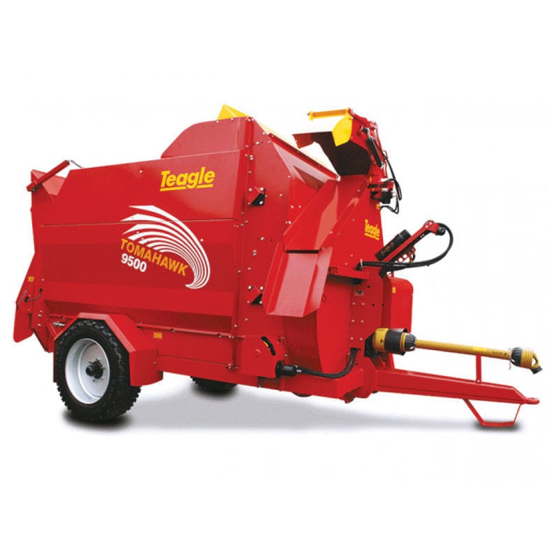 Trailed straw blower 9500 TEAGLE MACHINERY Ltd. for round bales