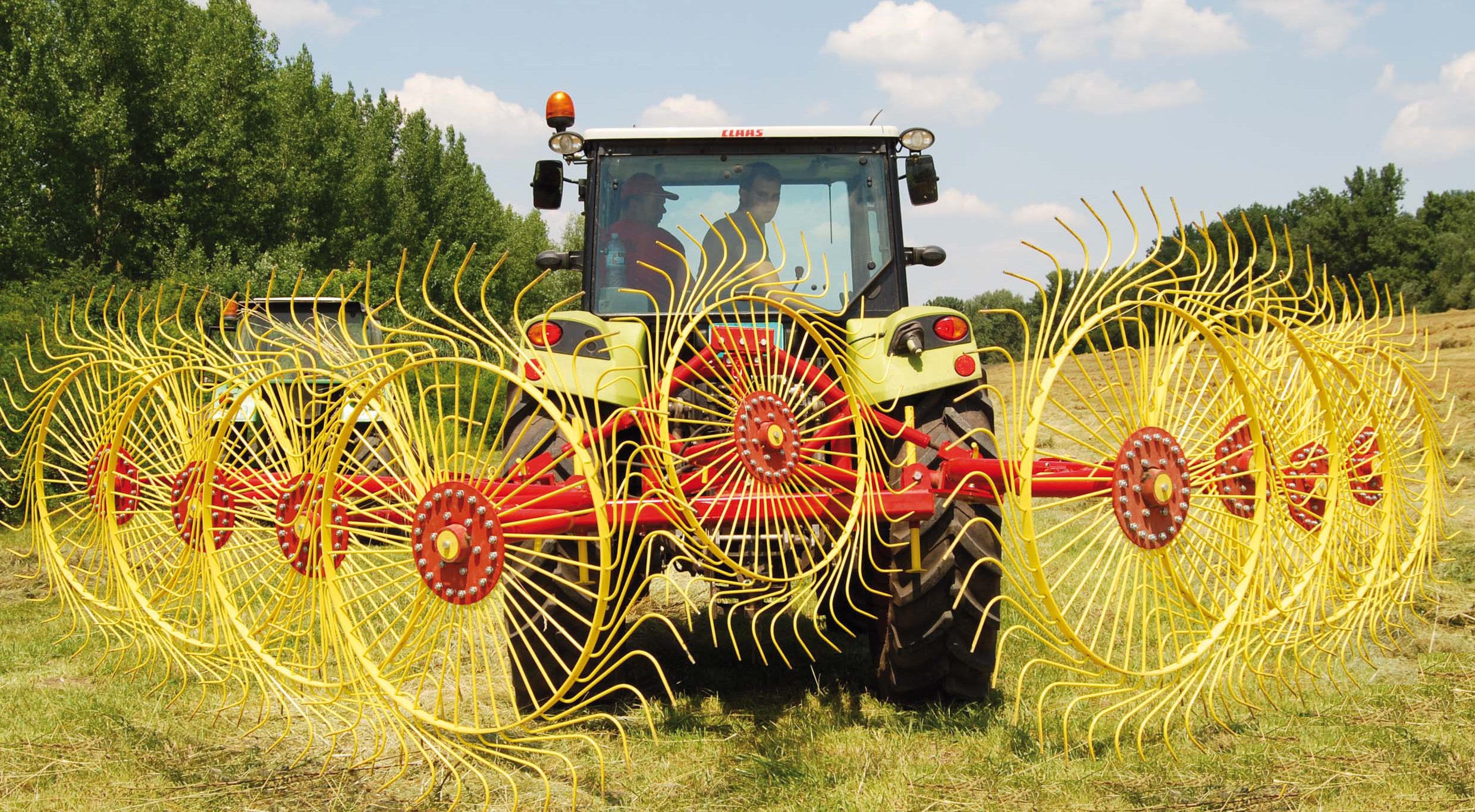 V Rake Vs Rotary Rake Rotary rake - SUNCE V-9 - TERMOMETAL - side delivery / multi-rotor