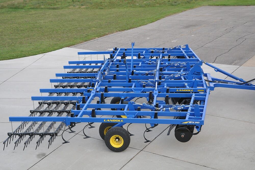 Towed field cultivator - 8500 Finisholl - Landoll Corporation - with ...