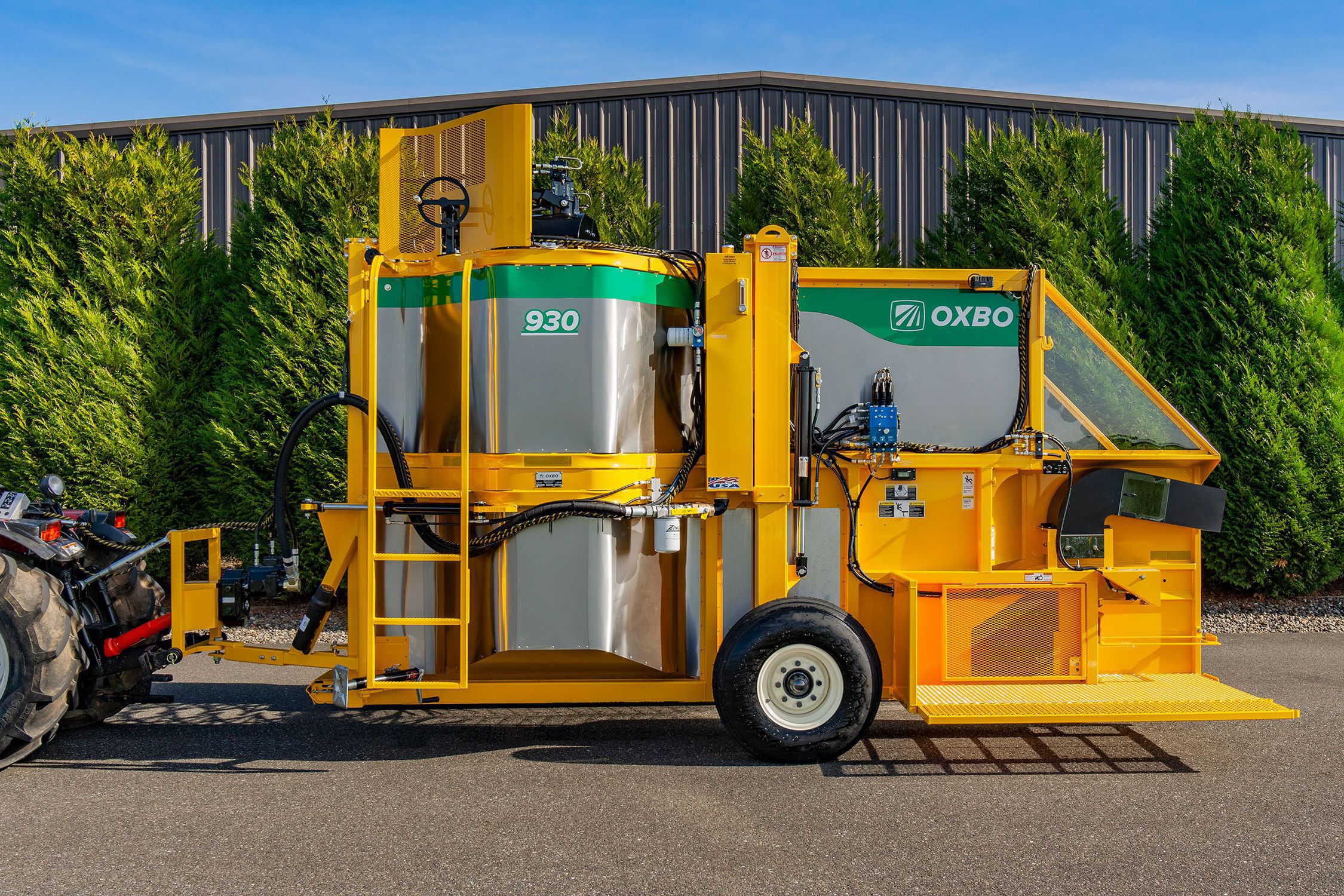 Blueberry Harvester Machine 930 Oxbo International Corporation