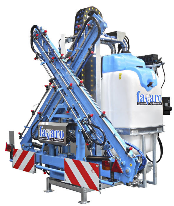 Hydraulic sprayer boom ALBATROS Favaro 1937