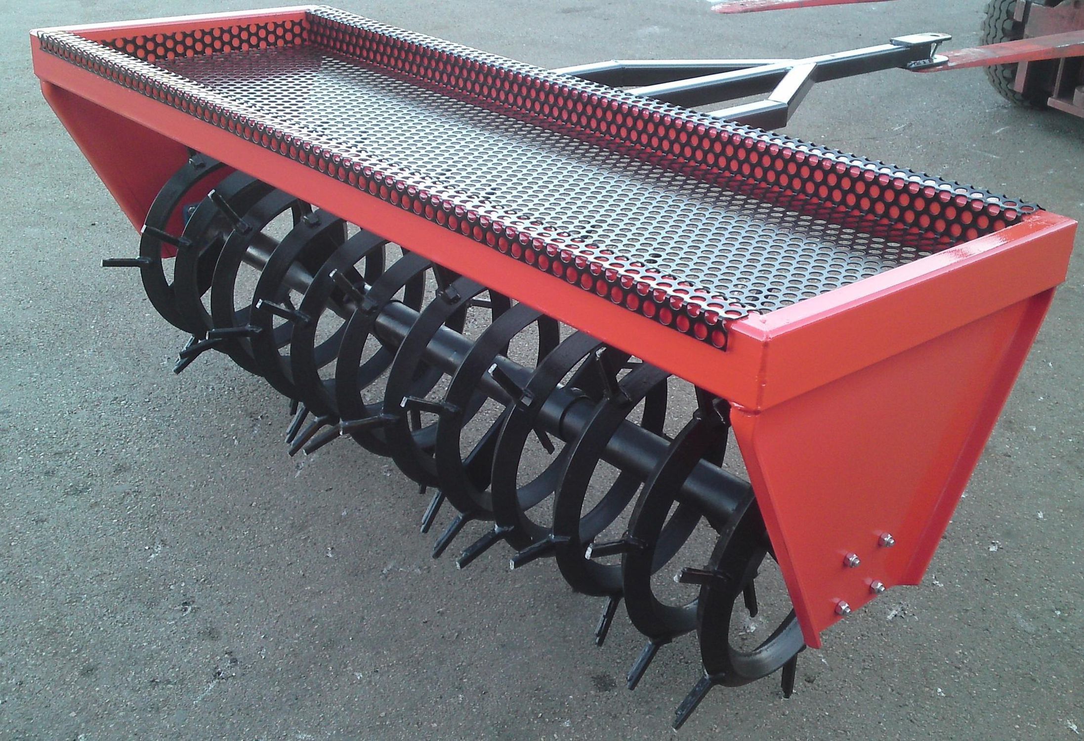 Tractormounted soil aerator Jurane Agriculture