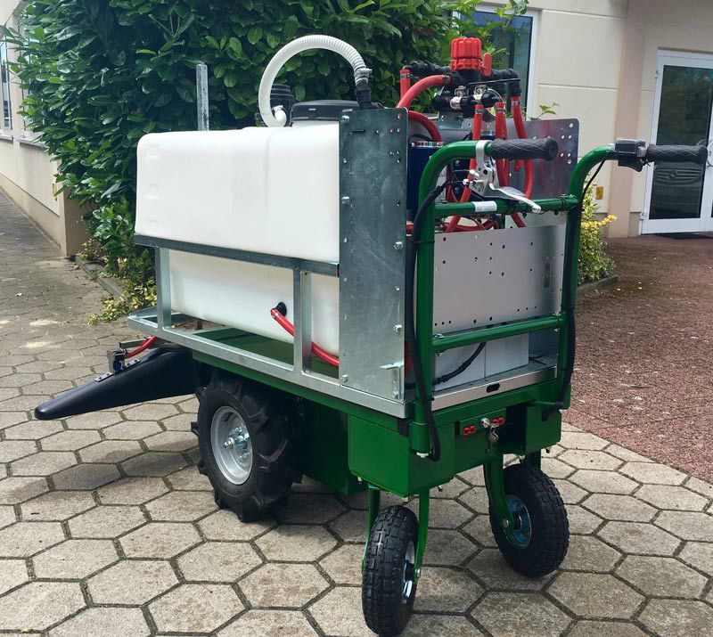 Orchard sprayer - BioMant Herbi - Mantis ULV - small farm ...