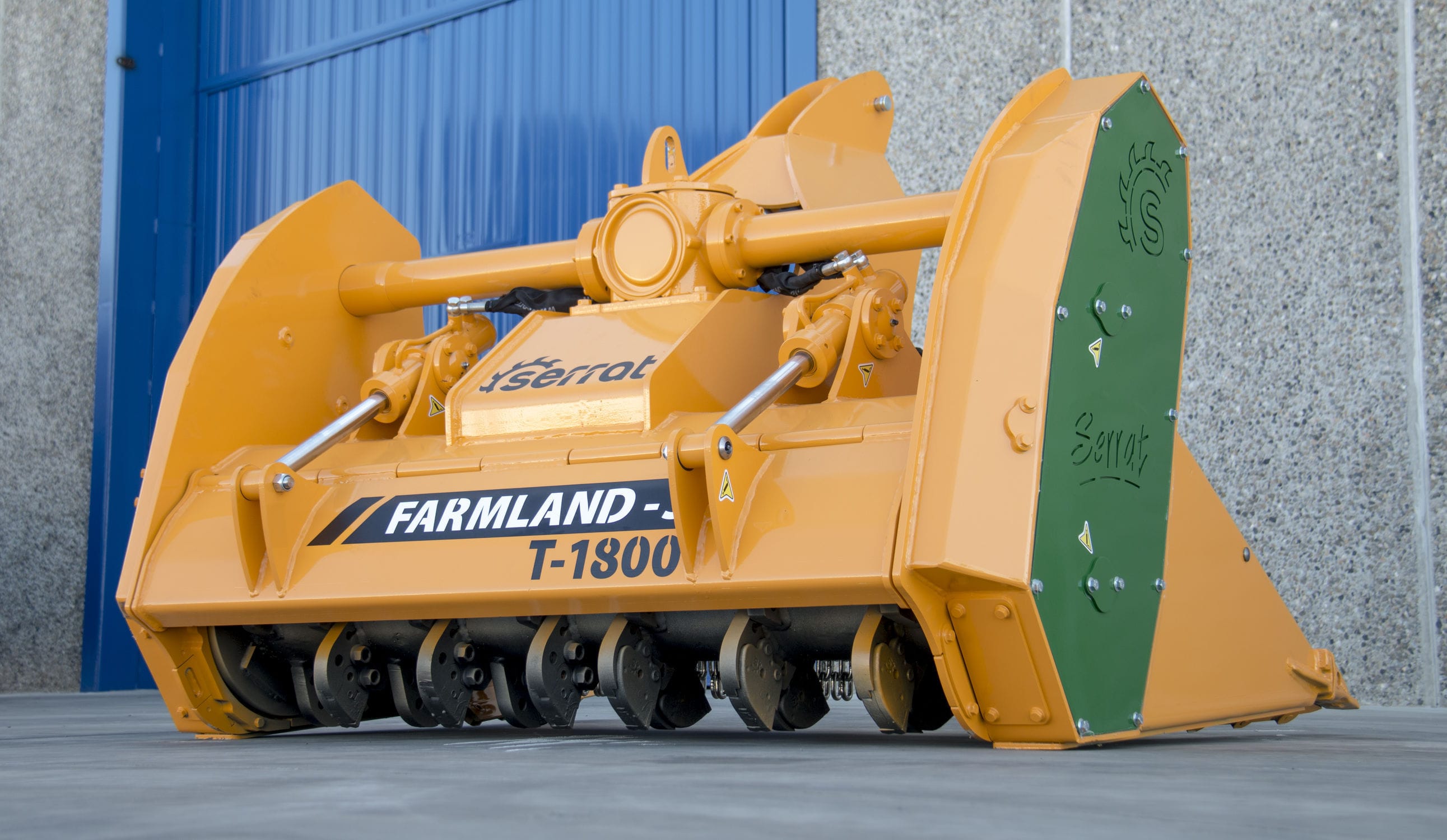 Mounted mulcher FARMLAND 3 Serrat Broyeurs flail / forestry / PTO