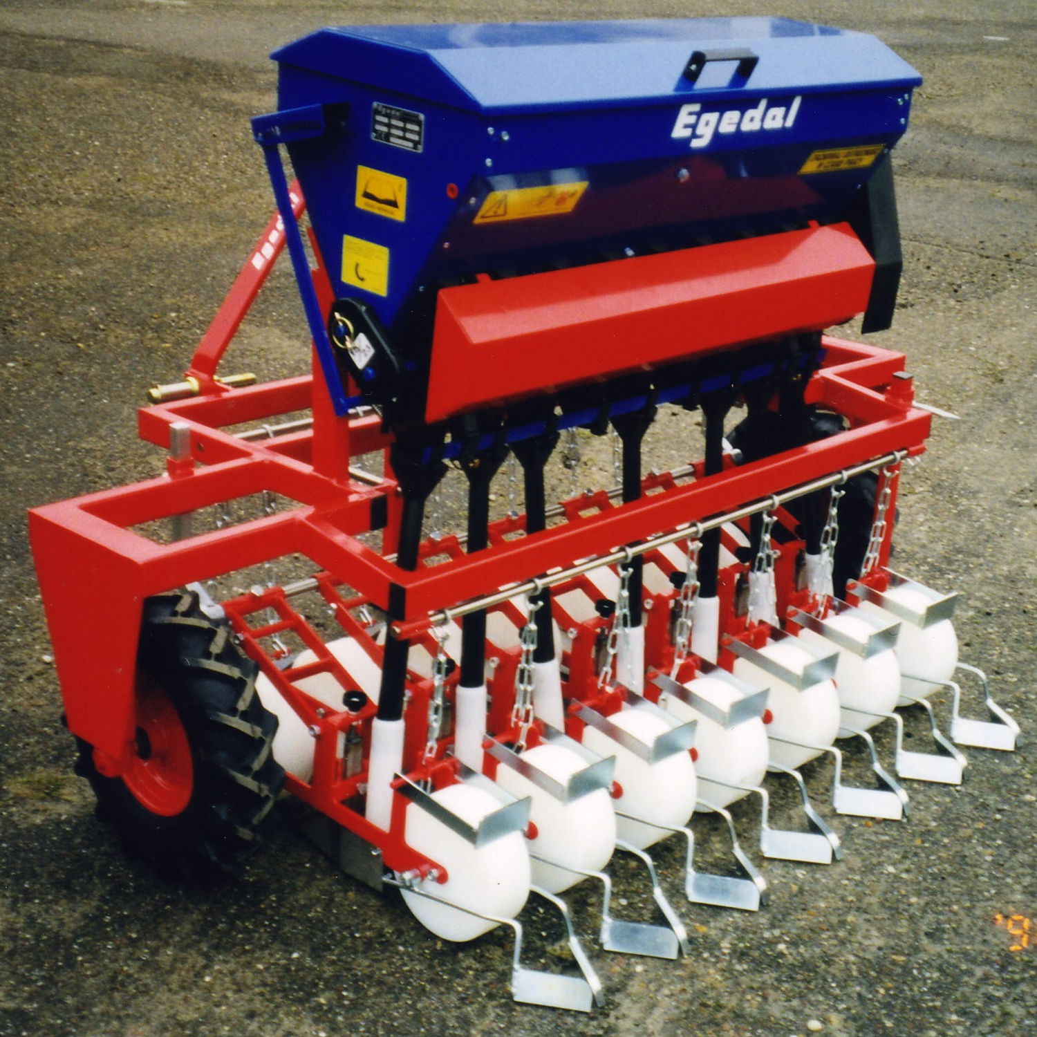 Nursery plants seed drill 83 Egedal Maskinenfabrik mechanical