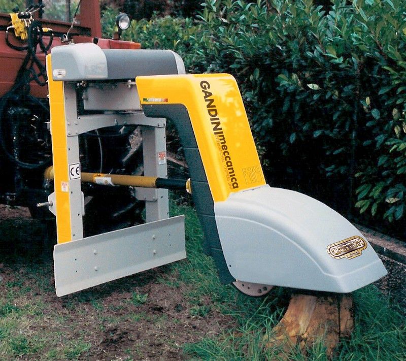 Tractormounted stump grinder 72 GANDINI MECCANICA Snc PTOdriven