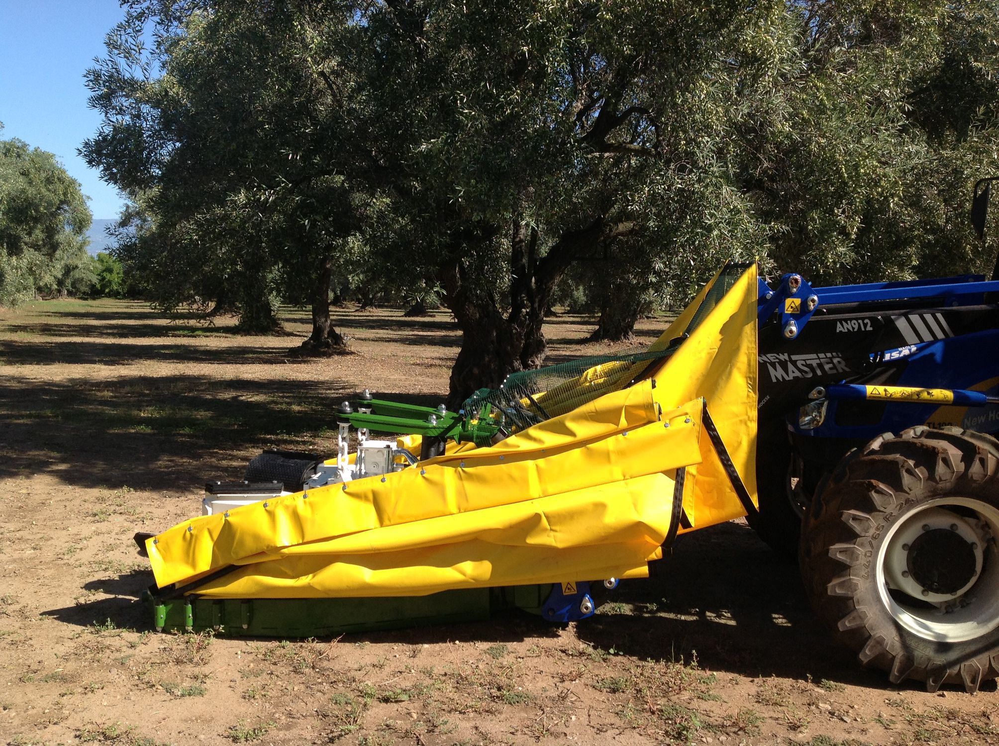 Olive tree shaker TF/PL SICMA Srl tractormounted / hydraulic