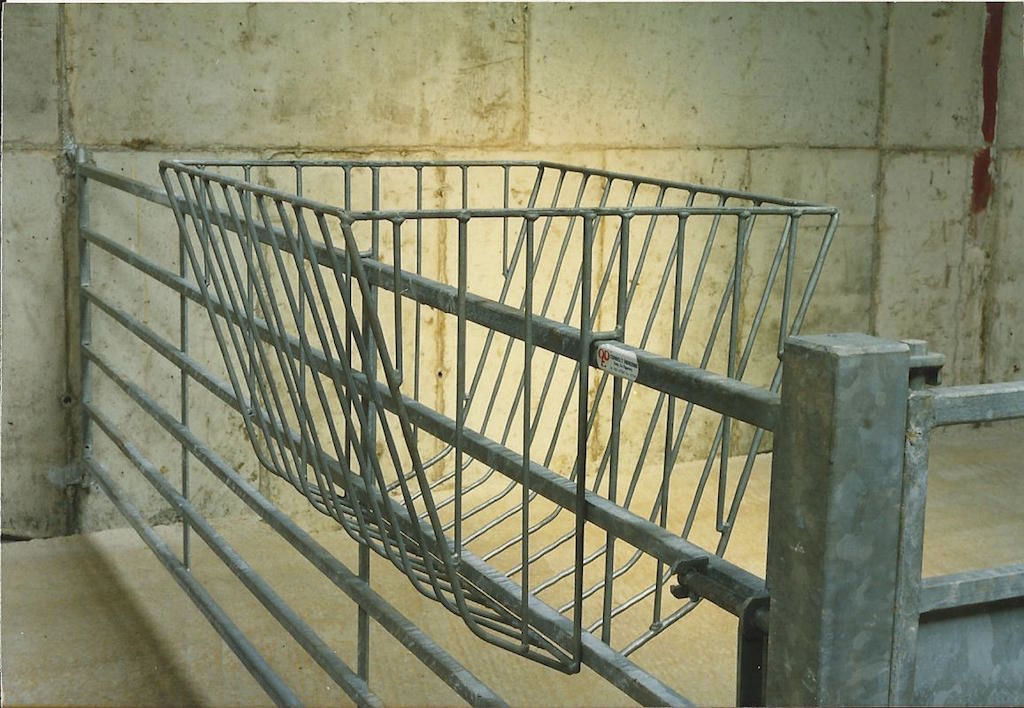 Sheep Hay Rack Steel Wall Mounted Gate Mounted Hay Rack O