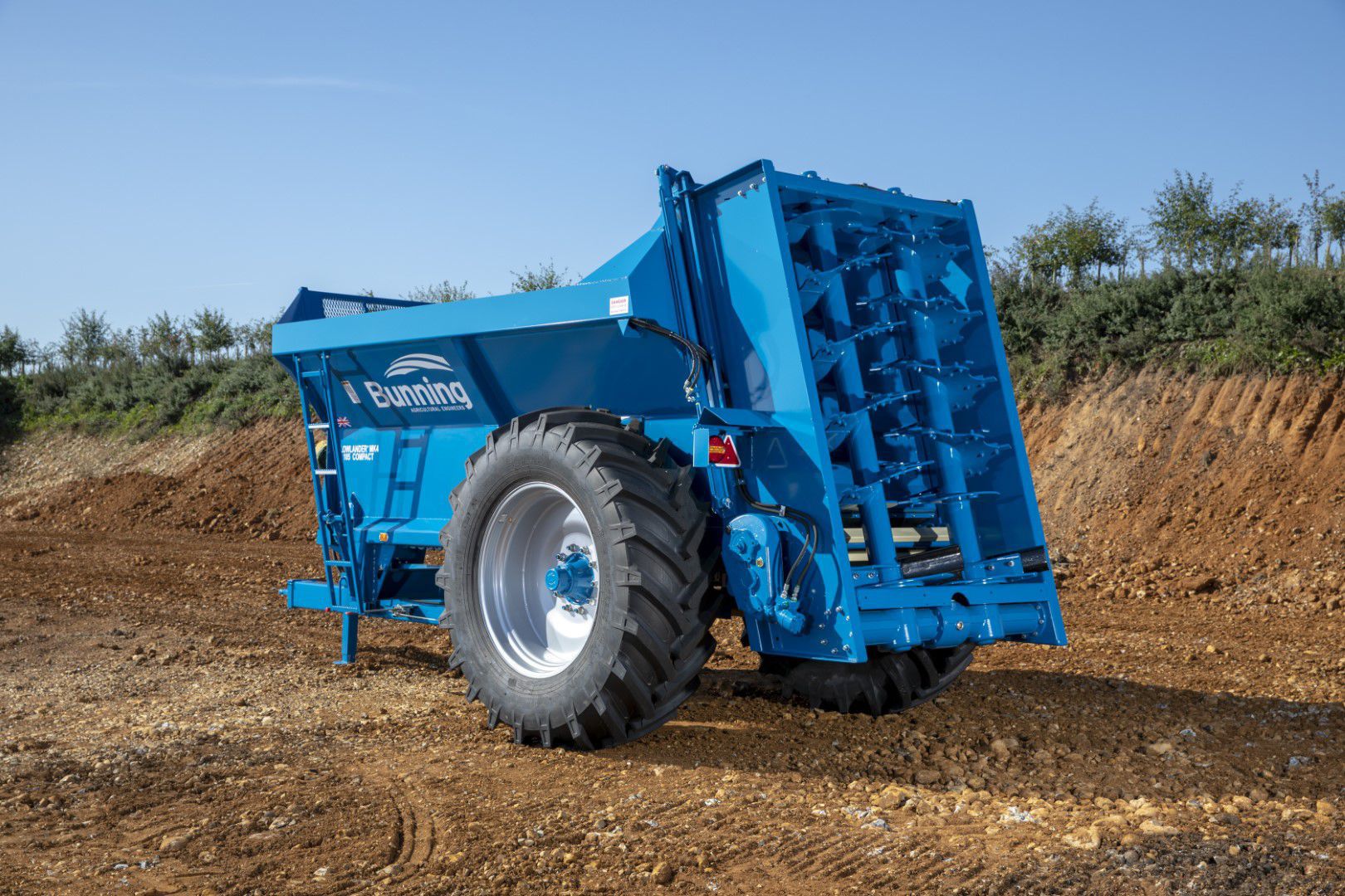 Towed manure spreader Mk4 105C G.T. Bunning & Sons Ltd