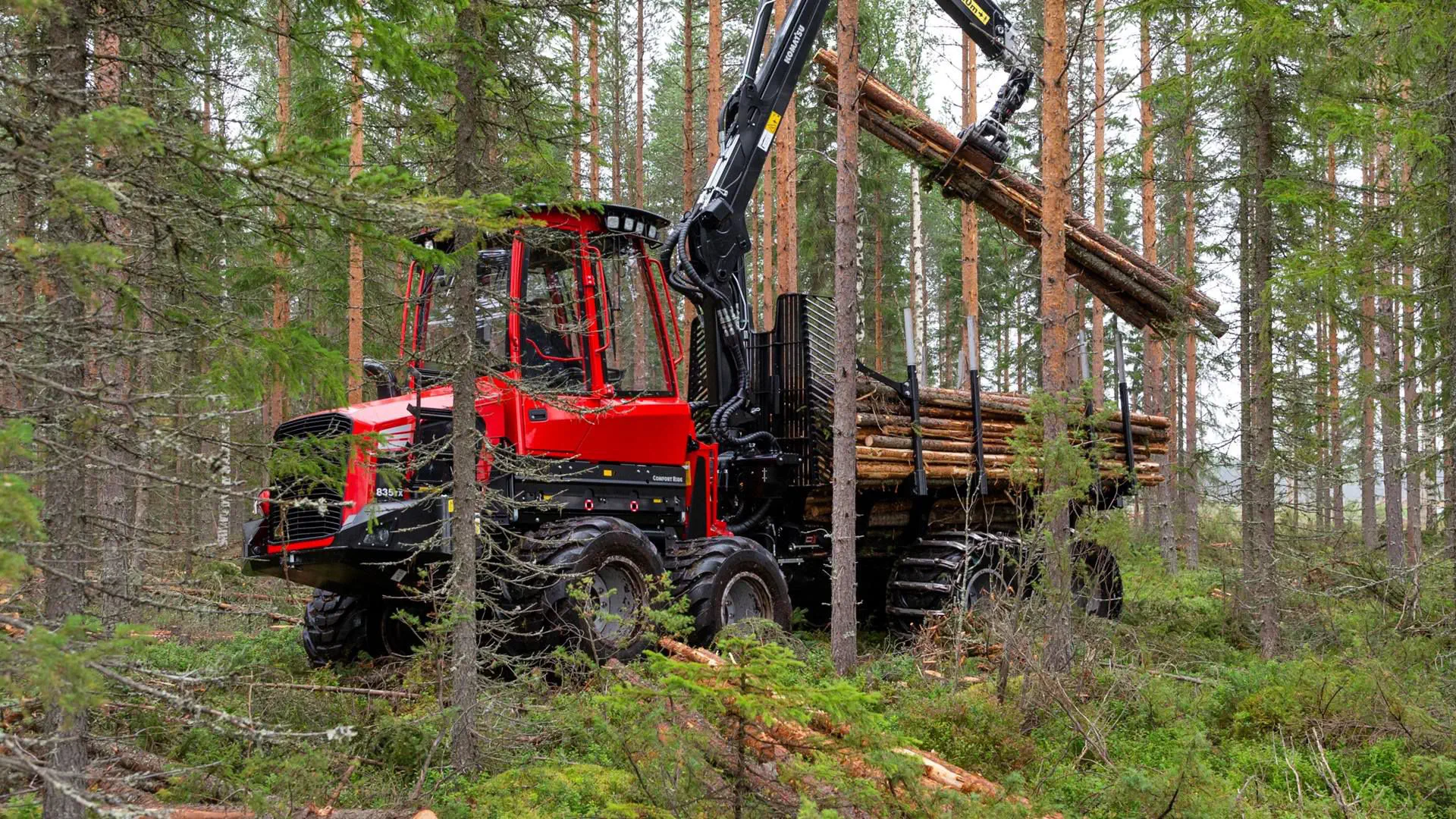 Forestry forwarder - 835TX - Komatsu Forest AB