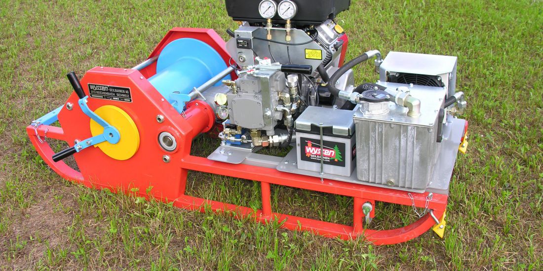 Tractor mounted forestry winch W10 Wyssen Seilbahnen AG