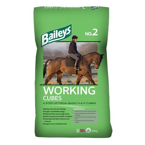 Animal feed supplement WORKING CUBES baileyshorsefeeds for horses