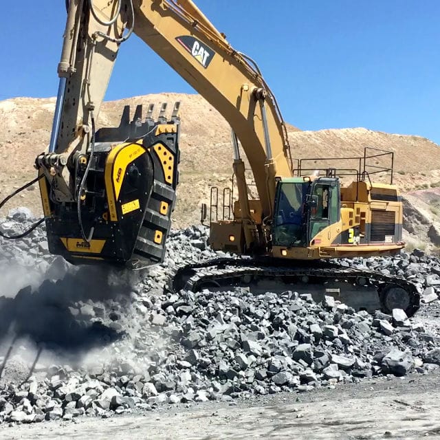 Stone crusher with hydraulic adjustment BF150.10 MB Crusher