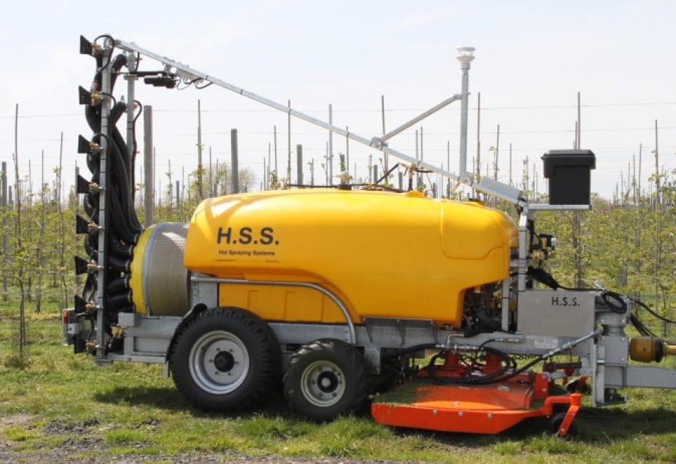 Towed sprayer CF2000+RN Hol Spraying systems ( HSS ) for orchards